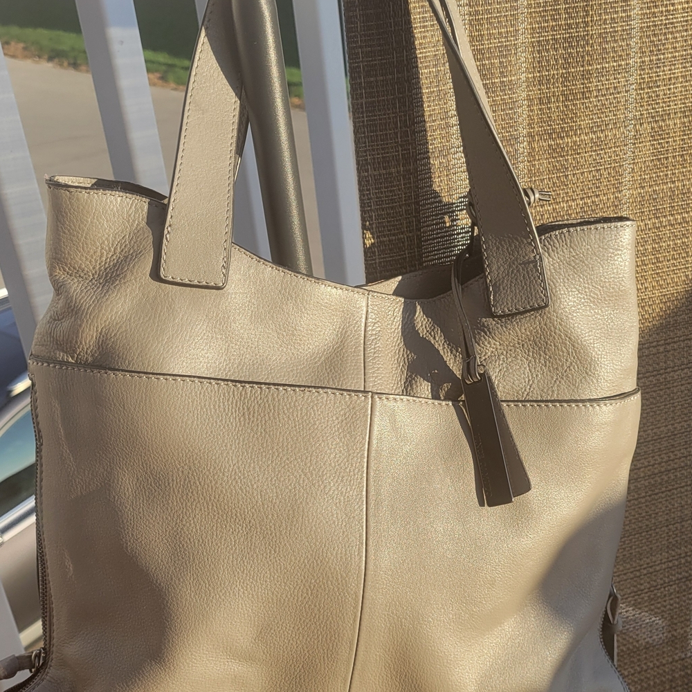 Vince Camuto LIGHT grey Leather Tote